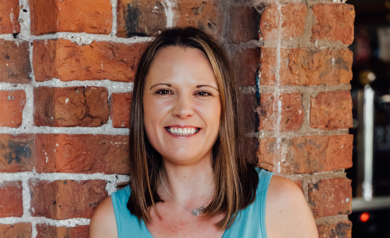 Headshot of Joanne Horne